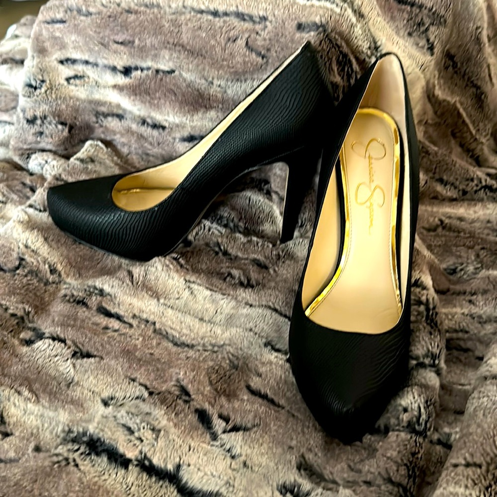 Jessica Simpson Platform Heels size 9.5
